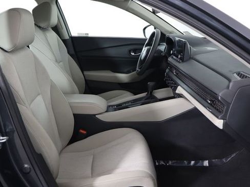 Used 2024 Honda Accord EX image 19