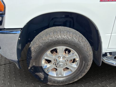 Used 2024 RAM 3500 Big Horn w/ Bed Utility Group AWD/4WD image 12
