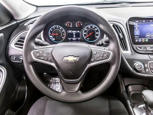 Used 2022 Chevrolet Malibu LS FWD image 21