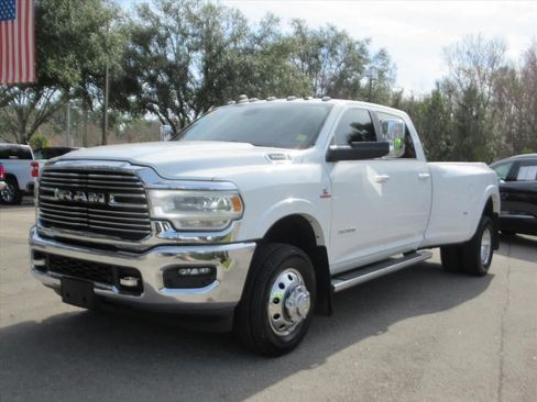 Used 2022 RAM 3500 Laramie image 3