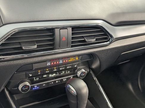 Used 2023 MAZDA CX-9 Touring Plus image 19