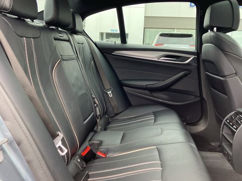 Used 2018 BMW 530i xDrive w/ M Sport Package AWD/4WD image 34