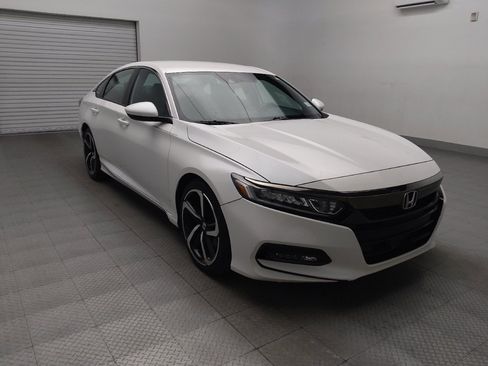 Used 2019 Honda Accord Sport image 13