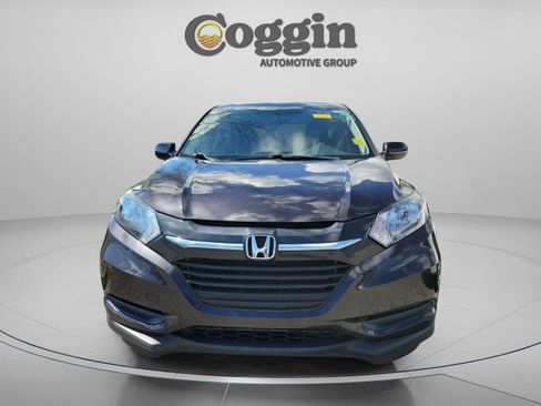 Used 2018 Honda HR-V LX image 12