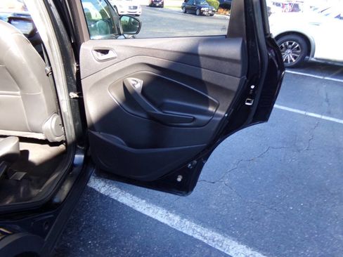 Used 2018 Ford Escape SEL image 26