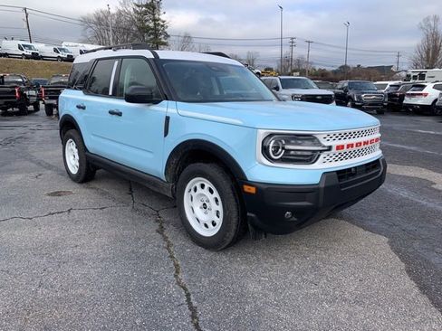 New 2026 Ford Bronco Sport Heritage w/ Convenience Package AWD/4WD image 2