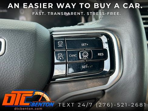 Used 2025 Jeep Grand Wagoneer 4WD image 27