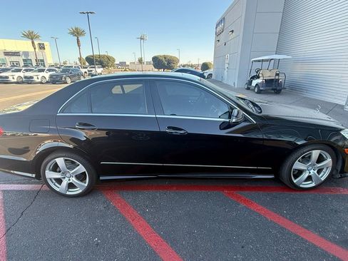 Used 2010 Mercedes-Benz E 350 Sedan image 4