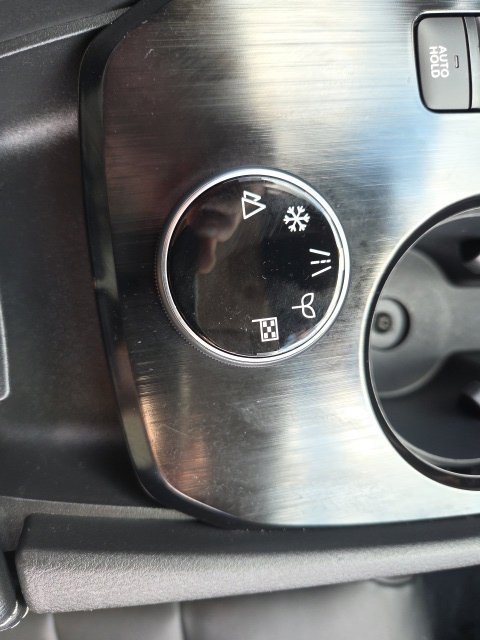 Used 2026 Nissan Rogue SL AWD/4WD image 23