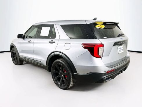Used 2022 Ford Explorer ST w/ Equipment Group 401A image 4