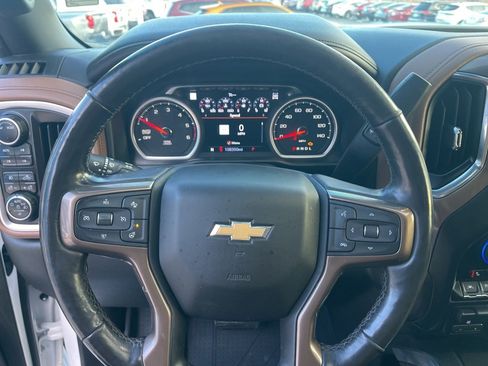 Used 2020 Chevrolet Silverado 1500 High Country w/ Technology Package image 26
