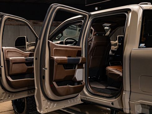 Used 2026 Ford F250 King Ranch w/ Chrome Package image 29