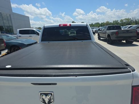 Used 2014 RAM 2500 Tradesman w/ Chrome Appearance Group AWD/4WD image 5