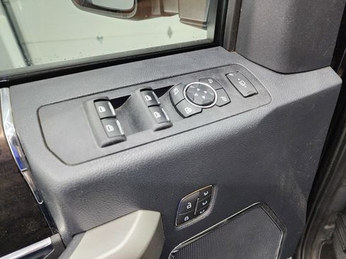 Used 2022 Ford F250 Lariat w/ Tremor Off-Road Package AWD/4WD image 42