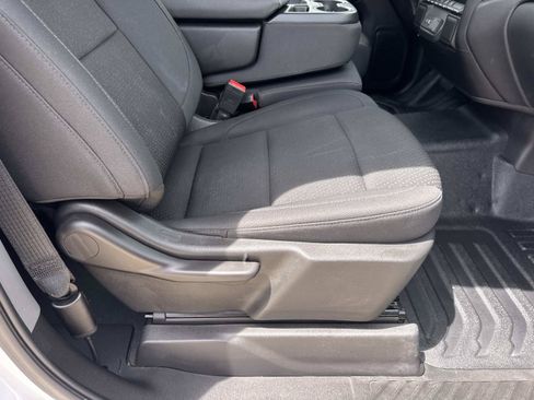Used 2025 Chevrolet Silverado 1500 W/T RWD image 10
