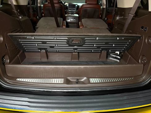 Used 2016 Chevrolet Tahoe LTZ AWD/4WD image 14