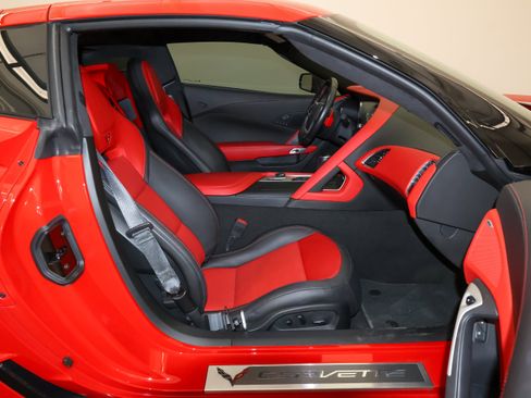 Used 2017 Chevrolet Corvette Grand Sport RWD image 41