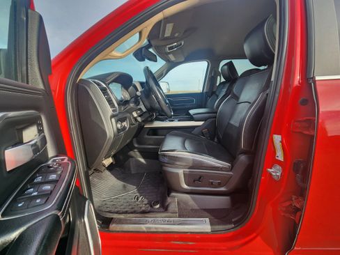 Used 2020 RAM 2500 Laramie image 10