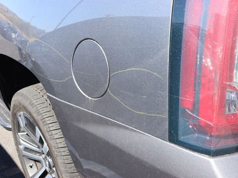 Used 2019 GMC Yukon Denali w/ Open Road Package image 31