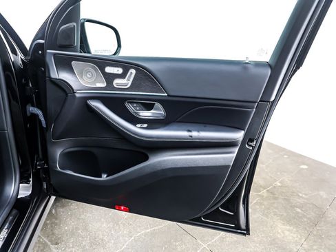 Used 2023 Mercedes-Benz GLE 350 4MATIC w/ Premium Package image 24