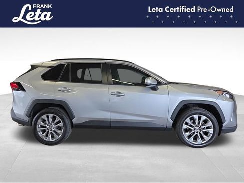Used 2021 Toyota RAV4 XLE Premium FWD image 7