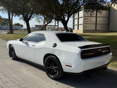 Used 2016 Dodge Challenger R/T Plus image 5