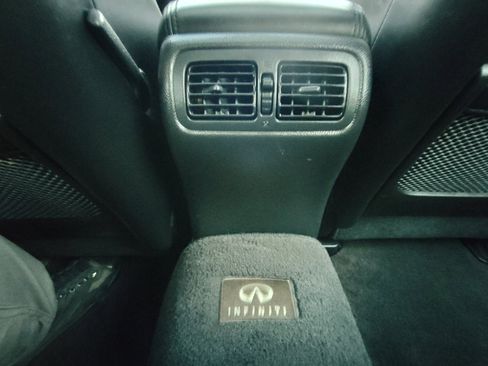 Used 2013 INFINITI G37 x w/ Premium Pkg image 34