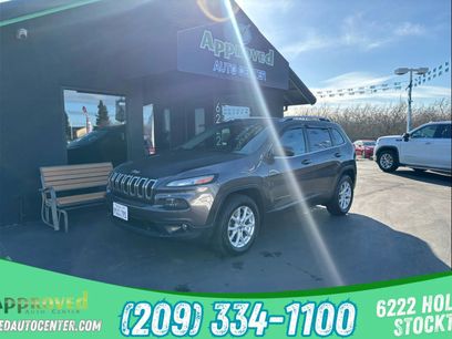 Used 2016 Jeep Cherokee Latitude w/ Comfort/Convenience Group