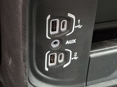 New 2026 RAM 2500 Tradesman AWD/4WD image 17