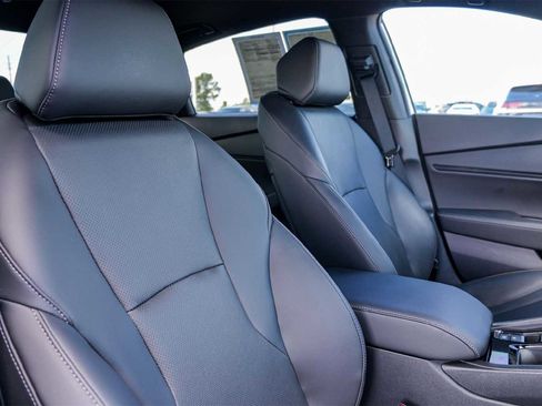 Used 2025 Honda Accord Sport image 14