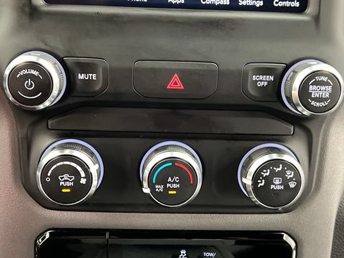 Used 2021 RAM 1500 Big Horn RWD image 52
