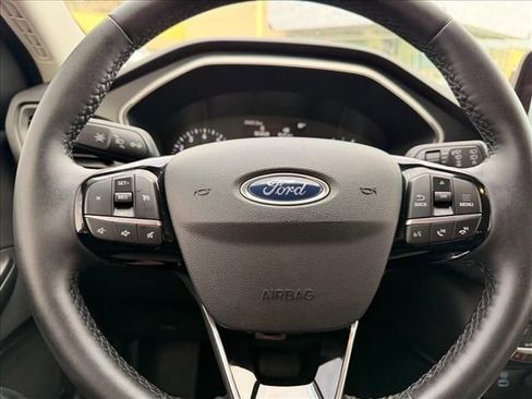 Used 2022 Ford Escape SE w/ Convenience Package image 11