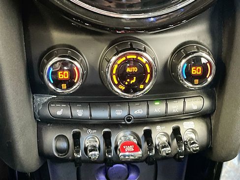 Used 2024 MINI Cooper S FWD image 16