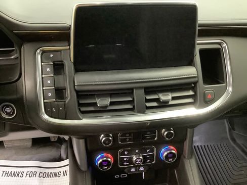 Used 2022 GMC Yukon SLE image 18