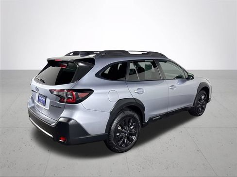 Certified 2024 Subaru Outback Onyx Edition AWD/4WD image 7