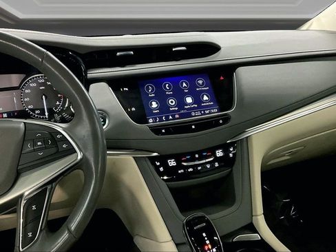 Used 2021 Cadillac XT5 Premium Luxury w/ LPO, Floor Liner Package AWD/4WD image 9