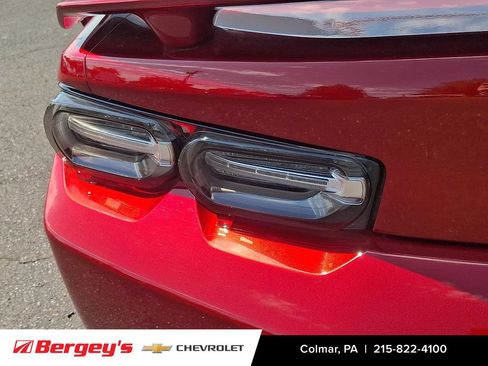 Used 2022 Chevrolet Camaro SS RWD image 30