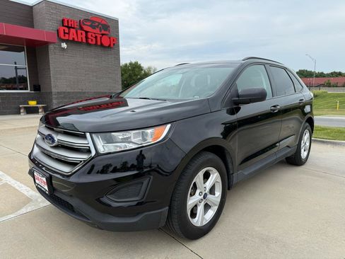 Used 2017 Ford Edge SE AWD/4WD image 2