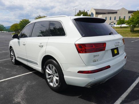 Used 2017 Audi Q7 2.0T Premium AWD/4WD image 9