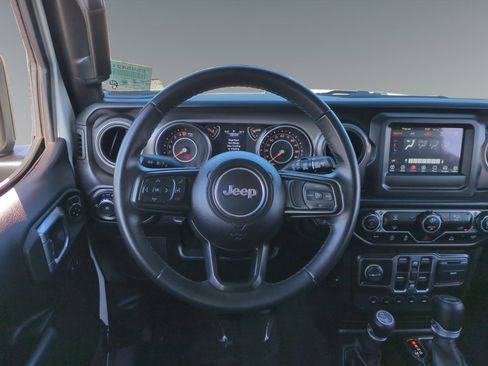 Used 2022 Jeep Wrangler Unlimited Sport AWD/4WD image 12