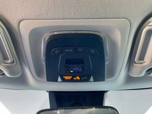 Used 2025 Toyota Corolla LE image 16