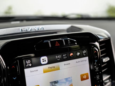 Used 2022 RAM 3500 Laramie w/ Night Edition image 68