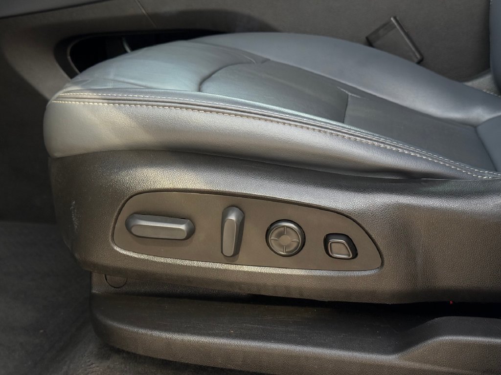 Used 2022 Buick Enclave Premium FWD image 10