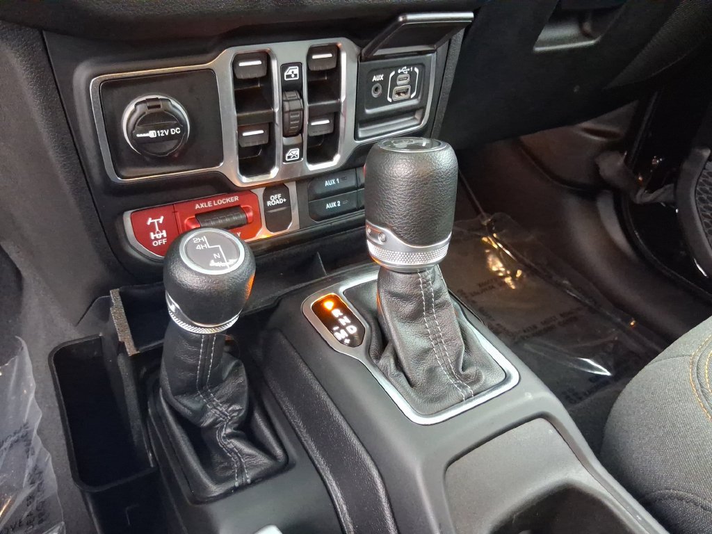 Used 2026 Jeep Wrangler Unlimited Sport AWD/4WD image 23