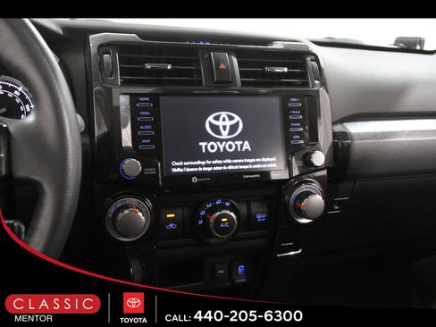 Used 2022 Toyota 4Runner TRD Off-Road Premium w/ Moonroof Package AWD/4WD image 9