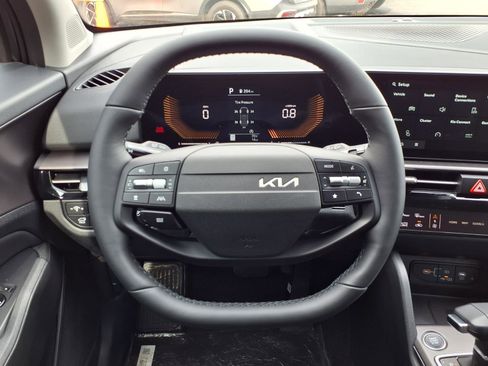 New 2026 Kia Sportage EX FWD image 7