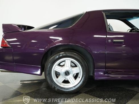 Used 1992 Chevrolet Camaro Z28 image 30