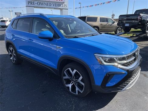 Used 2023 Volkswagen Taos SEL image 7