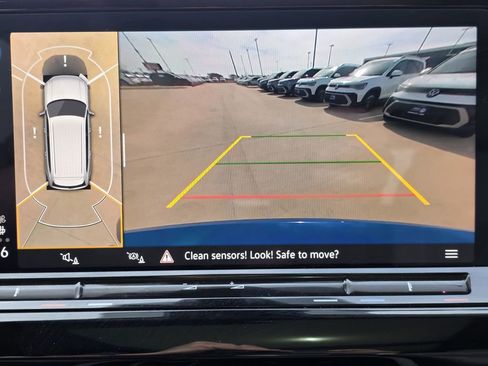 Used 2025 Volkswagen Atlas SEL Premium R-Line image 15