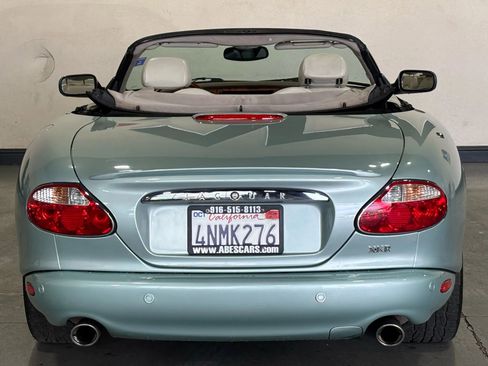 Used 2001 Jaguar XKR Convertible RWD image 9